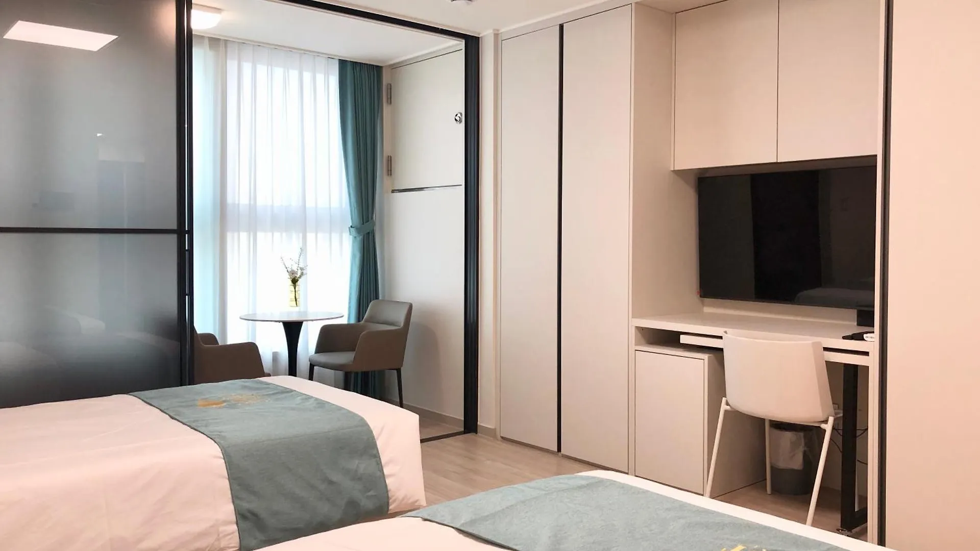 Golden Planet Incheon Hotel