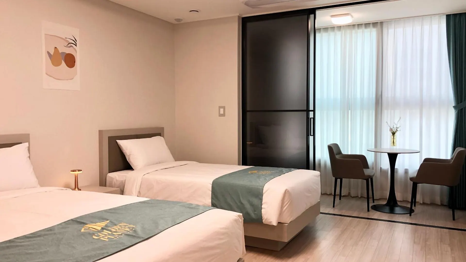 Golden Planet Incheon Hotel 4*,  Korsel